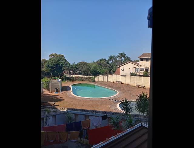 3.5 BEDROOM APARTMENT FOR SALE IN MONTCLAIR